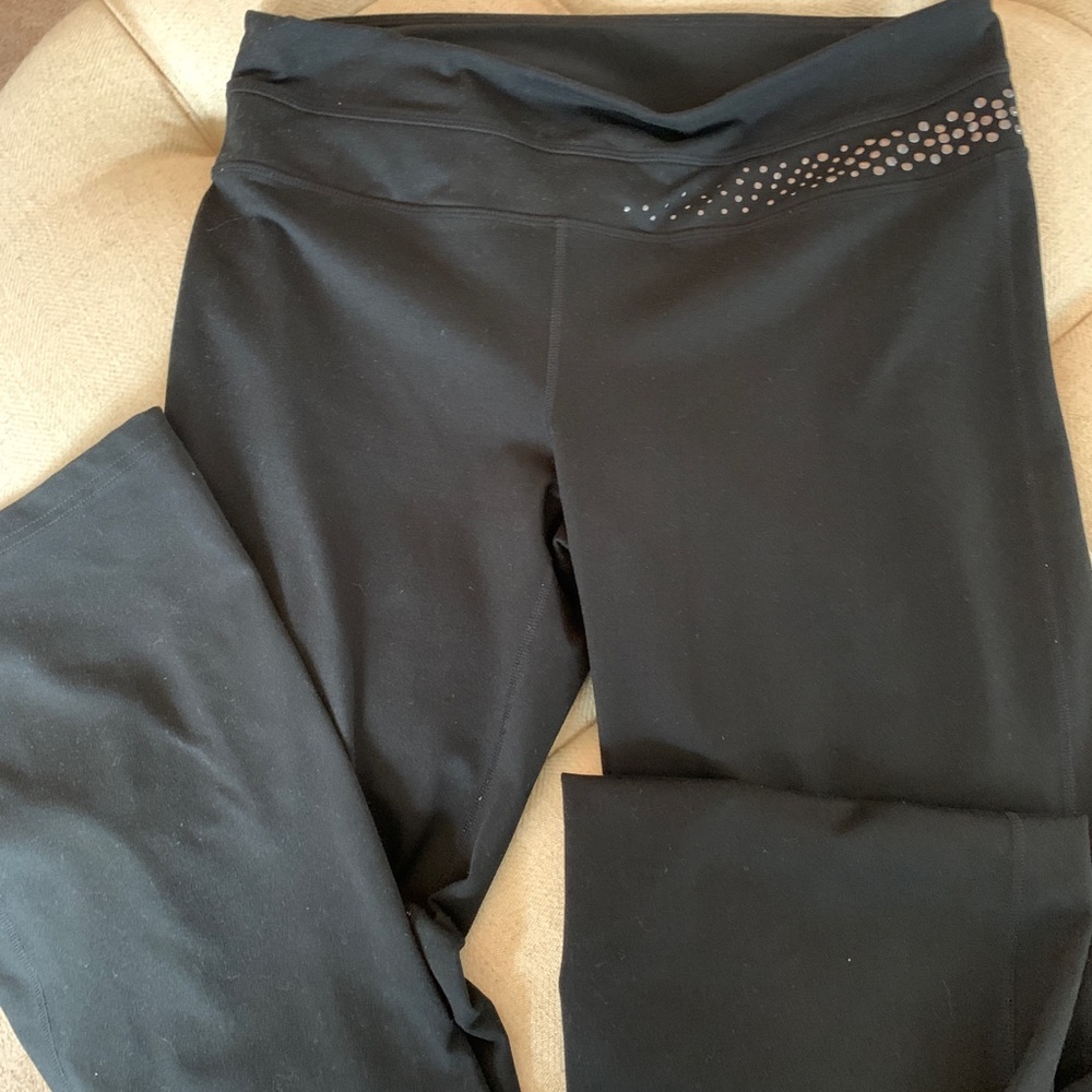 Zella wide leg yoga pant/ too long on me!